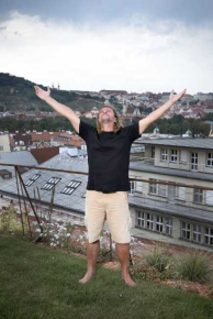 Stanislav Fiala na střeše Drnu (foto: Jan Dytrych)