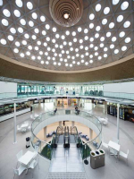 Autobusové nádraží v Kielcích se světlíky FAKRO