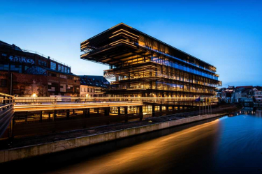 De Krook, Gent, Belgie. Použité systémy: MB-78EI, MB-86 SI, MB-SR50N A