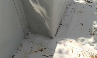 Střechu je vhodné pravidelně zbavovat nečistot