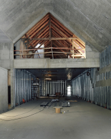 Nad výstavním sálem vznikla nová střecha s vestavbou