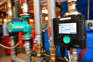 Komplexní řízenéí energetiky v budovách v Praze