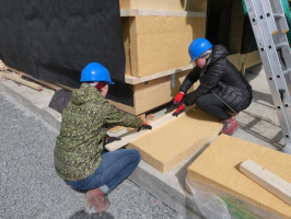 Přířezy tepelných izolací z dřevovláknitých desek