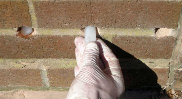 Freezteq je možné použít pro sanace jak cihelných, tak kamenných zdí libovolné tloušťky