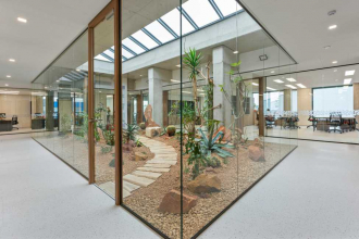 EXBIO PRAHA / Peristylium – zasklené střešní atrium pro subtropické rostliny