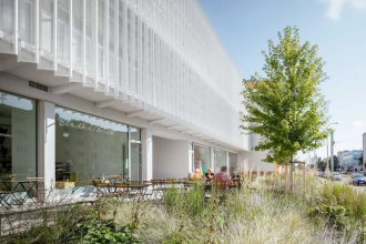 Polyfunkční dům Petřiny82