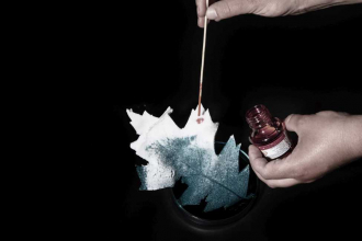 Porous Glass Plasticine – sklokeramická porézní pěna