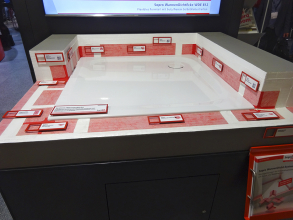 Obr. 7: Ukázka speciálních prvků k utěsnění sprchové vaničky