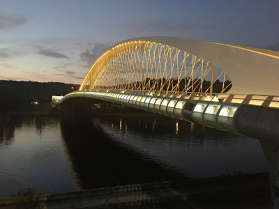 Trojský most (foto: Libor Kábrt)