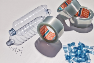 Nová páska tesa® 60412 obsahuje recyklované materiály