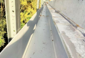 Kompozitní vnější odtokový žlab - Debř