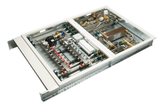 Bytové předávací stanice od společnosti Taconova jsou skutečnými multitalenty. Modulární stanice typu „All-In-One“ ohřívají pitnou vodu na průtokovém principu a v případě potřeby regulují teplotu výstupní teplé vody přesně podle nastavení. Inteligentní komponenty zajišťují optimální distribuci tepla do radiátorů nebo podlahového vytápění. (foto: Taconova Group AG)