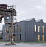 Prefabrikovaný betonový skelet se systémem sloupů, průvlaků a ztužidel