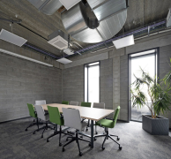 Prefabrikovaný betonový skelet se systémem sloupů, průvlaků a ztužidel