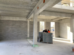 Prefabrikovaný betonový skelet se systémem sloupů, průvlaků a ztužidel