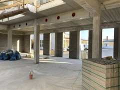 Prefabrikovaný betonový skelet se systémem sloupů, průvlaků a ztužidel