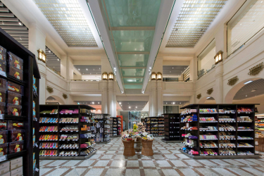 Polyfunkční dům Palác Rapid, interiér, architekt L. Z. Atelier