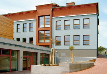 Střešní nástavba na ZŠ ve Strahovicích