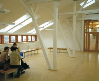 Obr. 5b: Pohľad na pôvodný a nový stav podkrovia