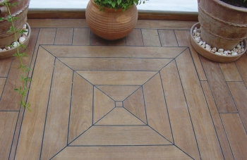 Obr. 22: Lepená palubová podlaha – Sika