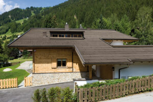 PREFA FX.12 – nová skládaná krytina na střechy i fasády