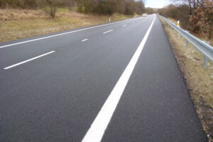 Měření hluku potvrdilo účinky nového gumoasfaltového povrchu