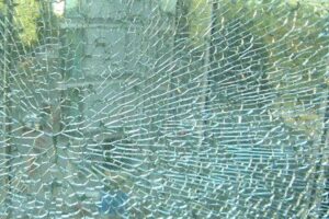 Účinná ochrana před hlukem 2 – Sklo v protihlukových stěnách