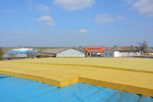 Nové střešní lamely Isover LAM 30 a LAM 50