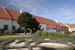 Zateplení a ochrana historických budov systémem izolací COMPRI