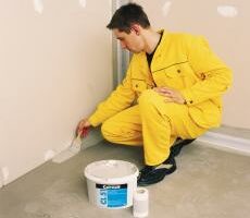 Systémové řešení Ceresit pro lepení obkladů a dlažeb v prostorách zatížených vlhkostí