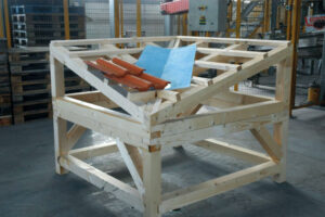 Úžlabí na horách 2 – zlom šikmo řezaných tašek podél úžlabí, stadium nalezení řešení