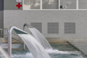 Mozaiky RAKO v prostorách třineckého bazénu