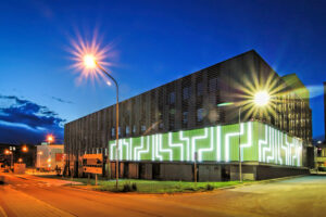 Nejvýkonnější superpočítačové centrum v ČR má fasádu z titanzinku Rheinzink