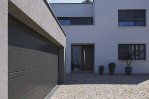 Hörmann přichází s novými designovými prvky – T- a D-drážky sekčních vrat