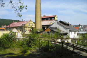 Polyfunkční centrum vzniklo pod komínem