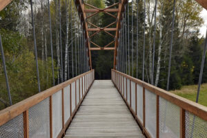 Dřevěná lávka přes Studenou Vltavu