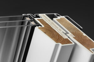 Velux zavádí střešní okna s trojsklem jako standard