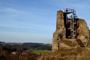 Hrad Lichnice má novou vyhlídku