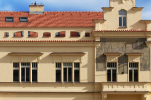 Polyfunkční dům ze secesní vily