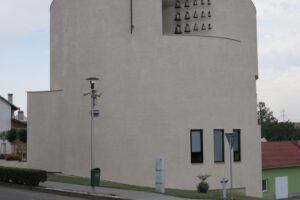 Architektonické podlahy v novém kostele v Sazovicích