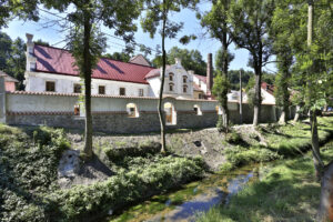 Obnovená sláva únětického pivovaru