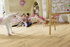 Zdravé podlahové krytiny mají certifikáty a poznáte je i po čichu