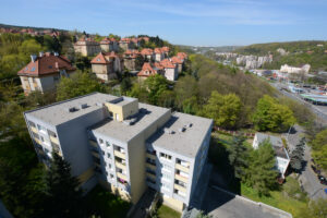 Generální rekonstrukce dvouplášťové střechy. Jaká jsou rizika, cena a záruky?