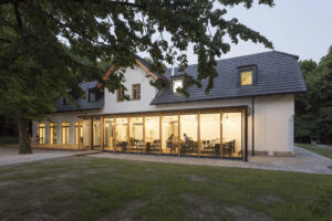 Obnova obecního hostince v Rekovicích