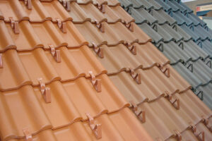 Nasaďte střeše protisněhové háky QUICK-STOPP od HPI-CZ