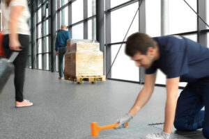 Vinylové krytiny Gerflor GTI a Attraction pro prostory s vysokou zátěží v halách, supermarketech či nemocnicích