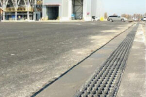 Odvodnění ploch u nejmodernějšího výrobního závodu na pneumatiky