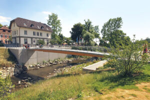 Spřažení dřeva a prefabrikátů z UHPC