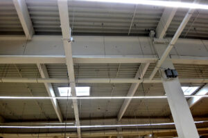 Zesílení střešních vazníků pomocí FRP tkanin BETOSAN CRC