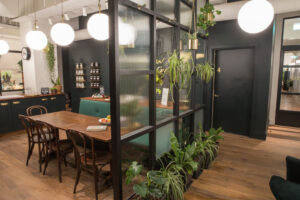 Značka organické kosmetiky Lush si vybrala podlahy Kährs